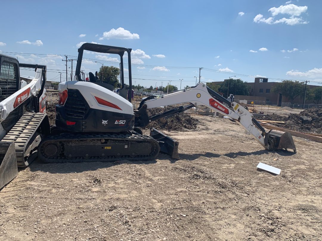 2020 BOBCAT E50 R2 - Image 2